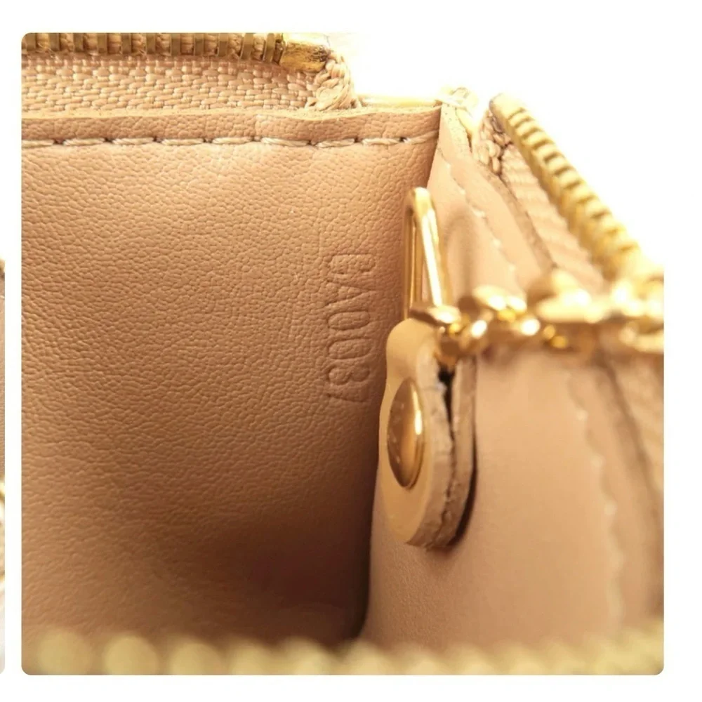 Louis Vuitton Key Cles Pochette Keychain Change Monogram Vernis Coin Pouch LV - Picture 13 of 14